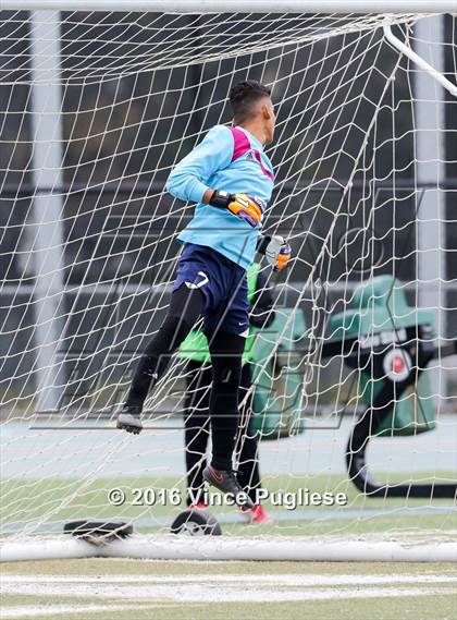Thumbnail 3 in Fremont vs. South East (CIF LACS D2 Final) photogallery.