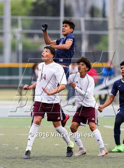 Thumbnail 3 in Fremont vs. South East (CIF LACS D2 Final) photogallery.