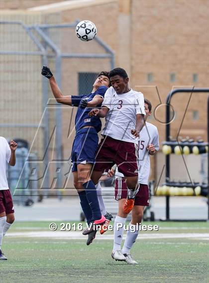 Thumbnail 3 in Fremont vs. South East (CIF LACS D2 Final) photogallery.