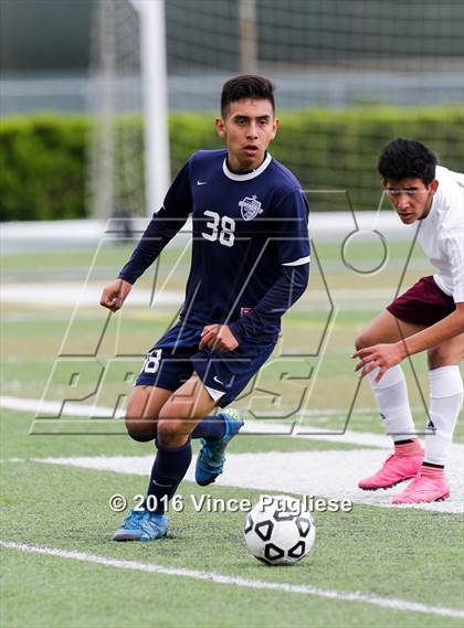 Thumbnail 2 in Fremont vs. South East (CIF LACS D2 Final) photogallery.