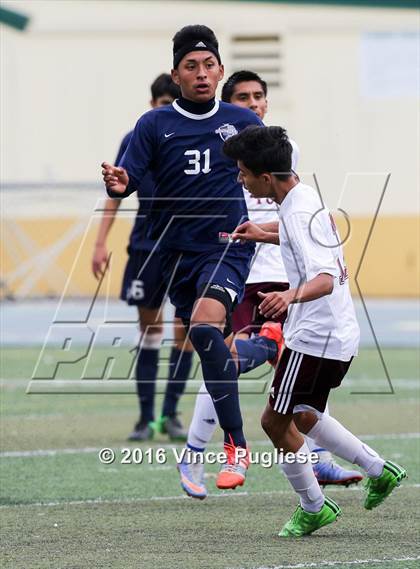 Thumbnail 1 in Fremont vs. South East (CIF LACS D2 Final) photogallery.