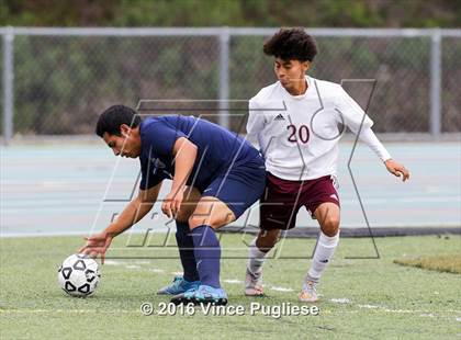 Thumbnail 2 in Fremont vs. South East (CIF LACS D2 Final) photogallery.