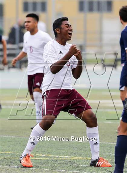 Thumbnail 3 in Fremont vs. South East (CIF LACS D2 Final) photogallery.