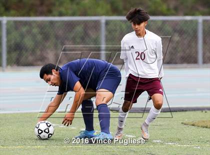 Thumbnail 3 in Fremont vs. South East (CIF LACS D2 Final) photogallery.