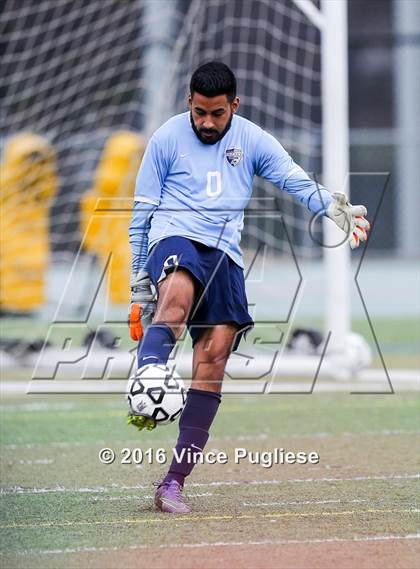 Thumbnail 3 in Fremont vs. South East (CIF LACS D2 Final) photogallery.