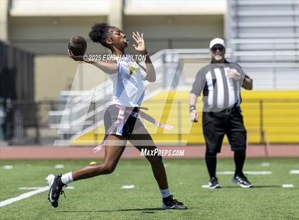 Thumbnail 3 in Orange Lutheran@Long Beach Poly Scrimmage) photogallery.