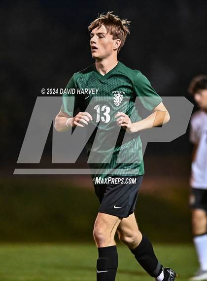 Thumbnail 3 in D'Evelyn vs Green Mountain photogallery.