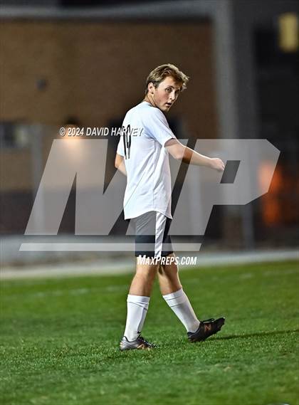 Thumbnail 3 in D'Evelyn vs Green Mountain photogallery.