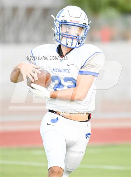 Thumbnail 1 in Mesquite @ Combs photogallery.
