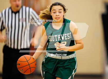 Thumbnail 1 in Lincoln Southwest vs Lincoln East photogallery.