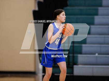 Thumbnail 2 in Lincoln Southwest vs Lincoln East photogallery.