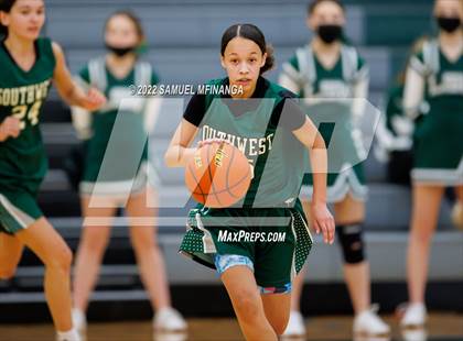 Thumbnail 3 in Lincoln Southwest vs Lincoln East photogallery.