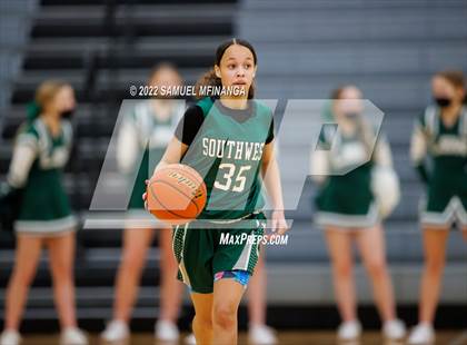 Thumbnail 2 in Lincoln Southwest vs Lincoln East photogallery.