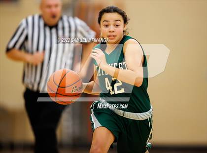 Thumbnail 2 in Lincoln Southwest vs Lincoln East photogallery.