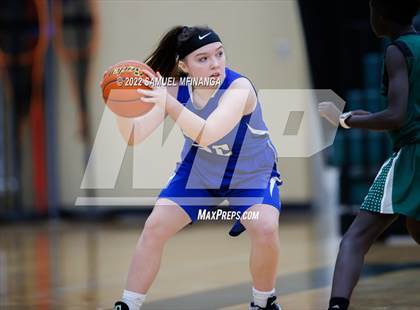 Thumbnail 2 in Lincoln Southwest vs Lincoln East photogallery.