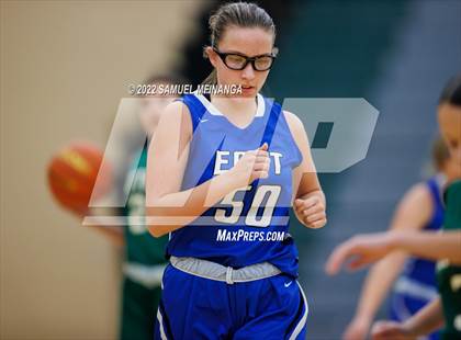 Thumbnail 2 in Lincoln Southwest vs Lincoln East photogallery.