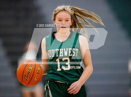 Thumbnail 1 in Lincoln Southwest vs Lincoln East photogallery.
