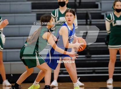 Thumbnail 3 in Lincoln Southwest vs Lincoln East photogallery.
