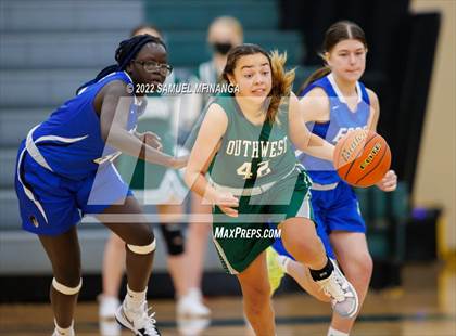 Thumbnail 2 in Lincoln Southwest vs Lincoln East photogallery.