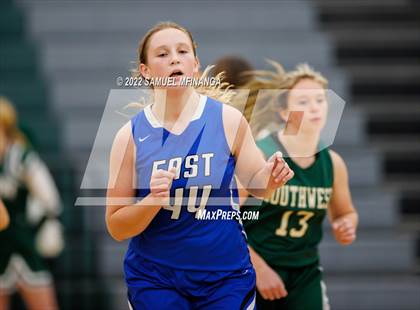Thumbnail 3 in Lincoln Southwest vs Lincoln East photogallery.