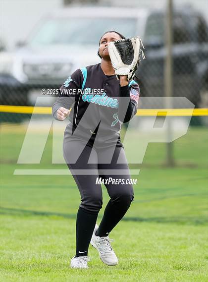 Thumbnail 2 in Spanaway Lake @ Olympia photogallery.