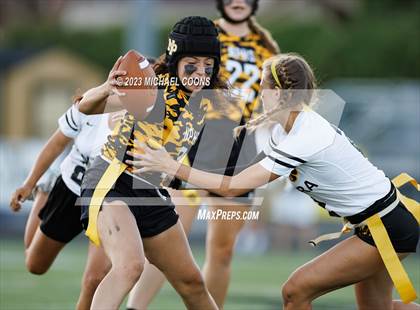Thumbnail 1 in Ventura @ Newbury Park photogallery.