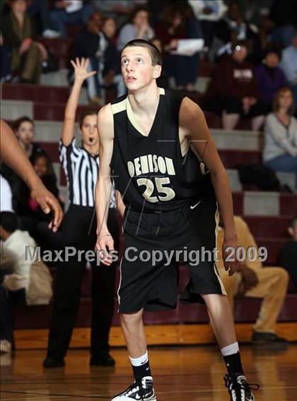 Thumbnail 1 in Little Elm vs Denison (Sherman Holiday Tournament) photogallery.