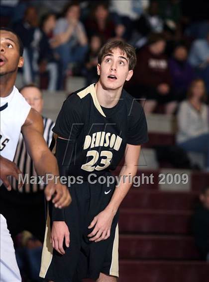 Thumbnail 1 in Little Elm vs Denison (Sherman Holiday Tournament) photogallery.