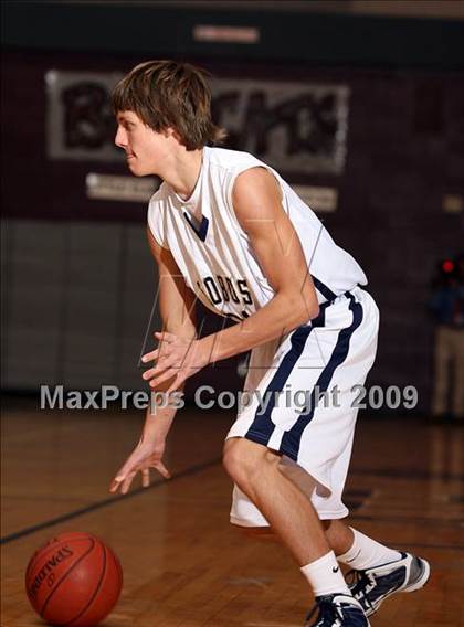 Thumbnail 1 in Little Elm vs Denison (Sherman Holiday Tournament) photogallery.