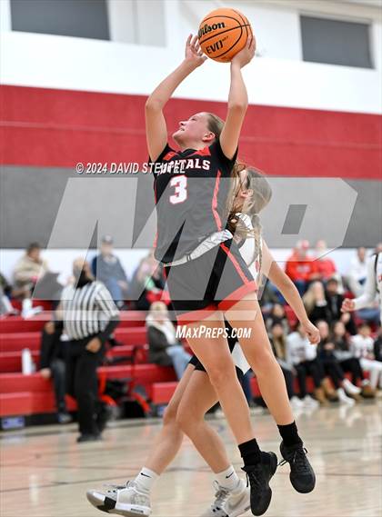 Thumbnail 2 in Sacramento Adventist @ Woodland Christian (Foundation Game) photogallery.