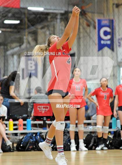 Thumbnail 1 in Foothill vs. Beckman (Queen's Court Tournament) photogallery.
