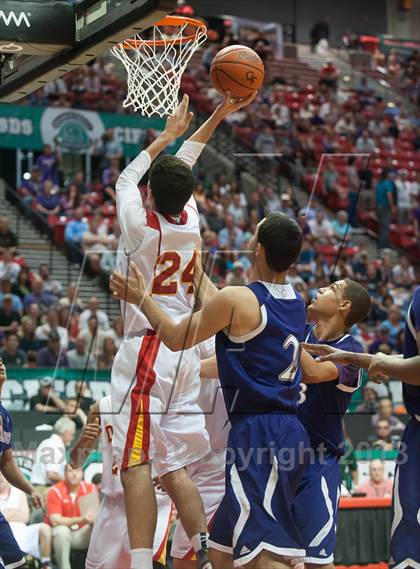 Thumbnail 2 in Cathedral Catholic vs St. Augustine (CIF SDS D3 Final) photogallery.