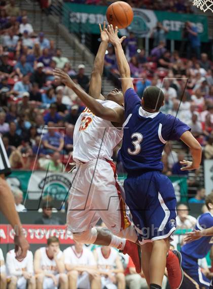 Thumbnail 3 in Cathedral Catholic vs St. Augustine (CIF SDS D3 Final) photogallery.