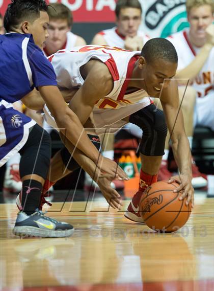 Thumbnail 2 in Cathedral Catholic vs St. Augustine (CIF SDS D3 Final) photogallery.