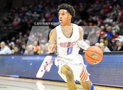 Thumbnail 3 in Belleville West vs Rainier Beach (Bass Pro Shop Tournament of Champions) photogallery.