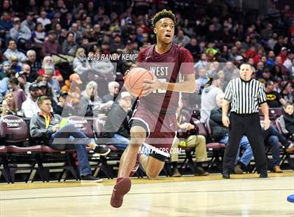 Thumbnail 1 in Belleville West vs Rainier Beach (Bass Pro Shop Tournament of Champions) photogallery.