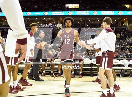 Thumbnail 2 in Belleville West vs Rainier Beach (Bass Pro Shop Tournament of Champions) photogallery.