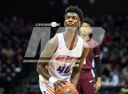 Thumbnail 3 in Belleville West vs Rainier Beach (Bass Pro Shop Tournament of Champions) photogallery.