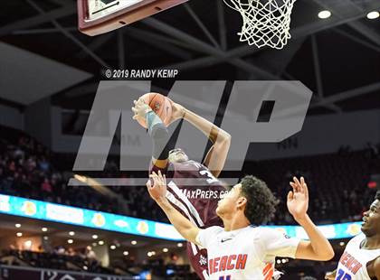 Thumbnail 2 in Belleville West vs Rainier Beach (Bass Pro Shop Tournament of Champions) photogallery.