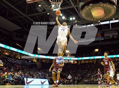 Thumbnail 3 in Belleville West vs Rainier Beach (Bass Pro Shop Tournament of Champions) photogallery.