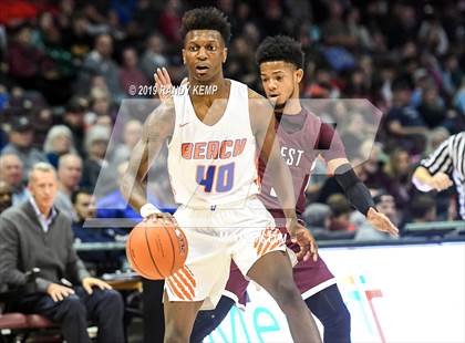 Thumbnail 1 in Belleville West vs Rainier Beach (Bass Pro Shop Tournament of Champions) photogallery.