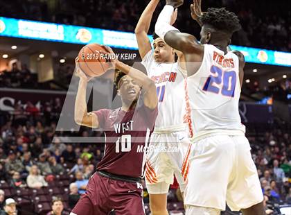 Thumbnail 2 in Belleville West vs Rainier Beach (Bass Pro Shop Tournament of Champions) photogallery.