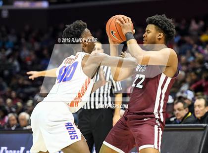 Thumbnail 3 in Belleville West vs Rainier Beach (Bass Pro Shop Tournament of Champions) photogallery.