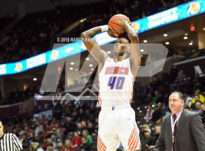 Thumbnail 3 in Belleville West vs Rainier Beach (Bass Pro Shop Tournament of Champions) photogallery.