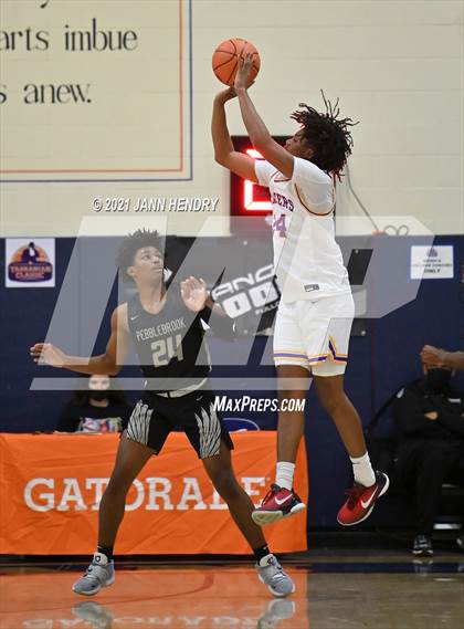 Thumbnail 2 in Pebblebrook vs. Durango (Tarkanian Classic) photogallery.