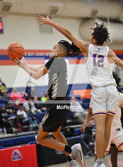 Thumbnail 3 in Pebblebrook vs. Durango (Tarkanian Classic) photogallery.