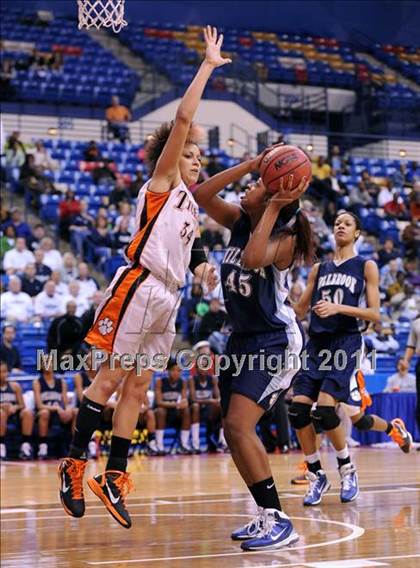 Thumbnail 1 in Hope Mills South View vs. Millbrook (NCHSAA East Region Final) photogallery.