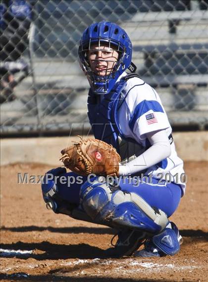 Thumbnail 2 in Nolan Catholic vs. Summit photogallery.
