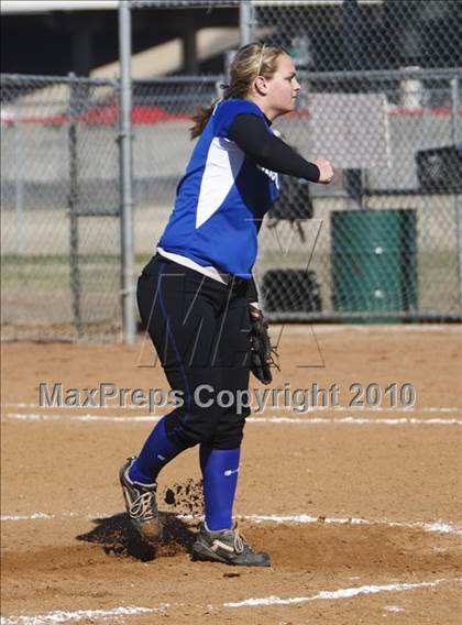 Thumbnail 1 in Nolan Catholic vs. Summit photogallery.