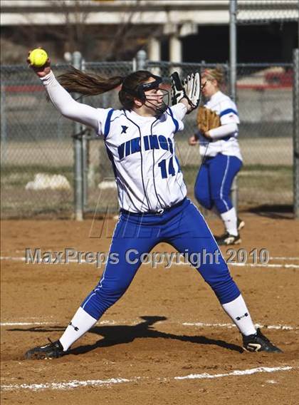 Thumbnail 1 in Nolan Catholic vs. Summit photogallery.